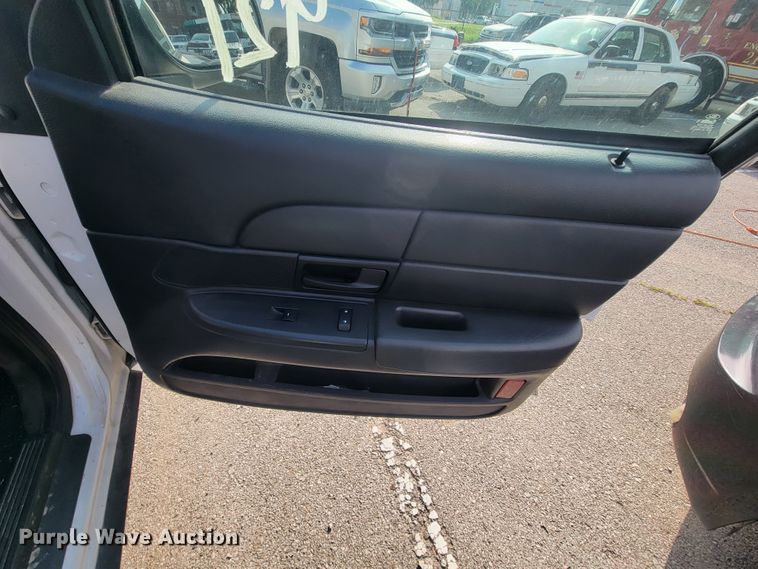 image for item IE9257 2011 Ford Crown Victoria Police Interceptor