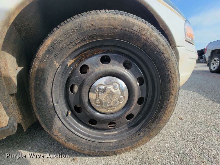 image for item IE9257 2011 Ford Crown Victoria Police Interceptor