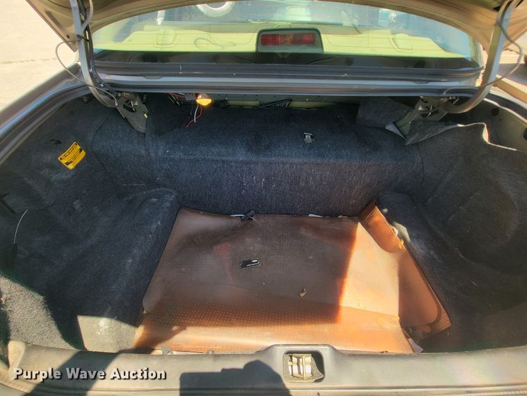 image for item IE9271 2002 Ford Crown Victoria Police Interceptor