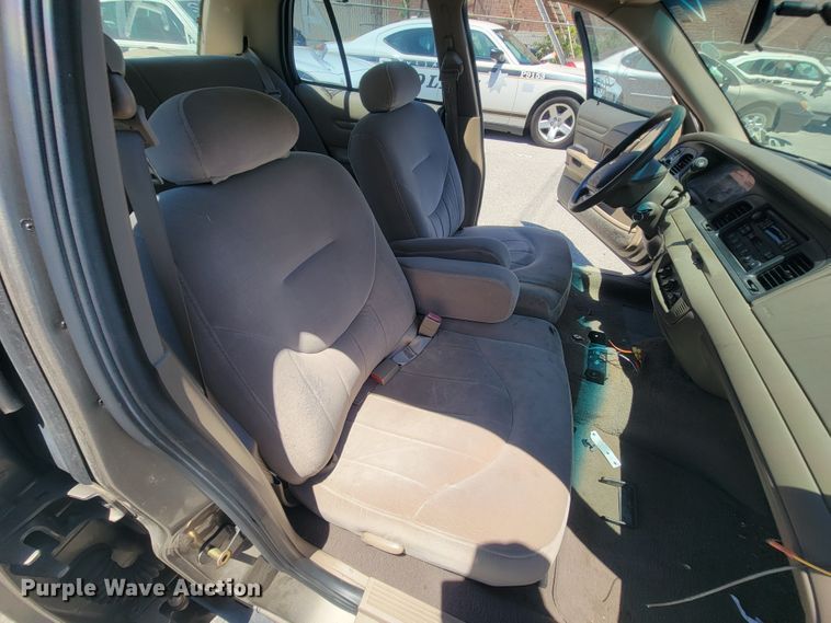 image for item IE9271 2002 Ford Crown Victoria Police Interceptor