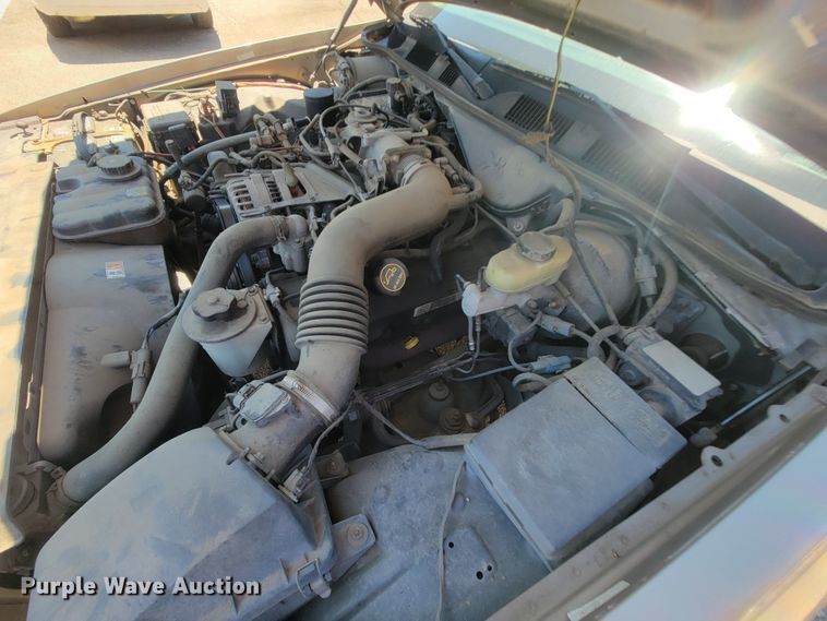 image for item IE9271 2002 Ford Crown Victoria Police Interceptor