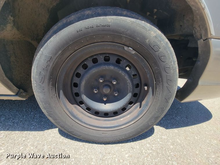 image for item IE9271 2002 Ford Crown Victoria Police Interceptor