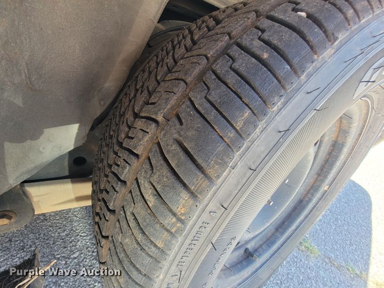 image for item IE9271 2002 Ford Crown Victoria Police Interceptor