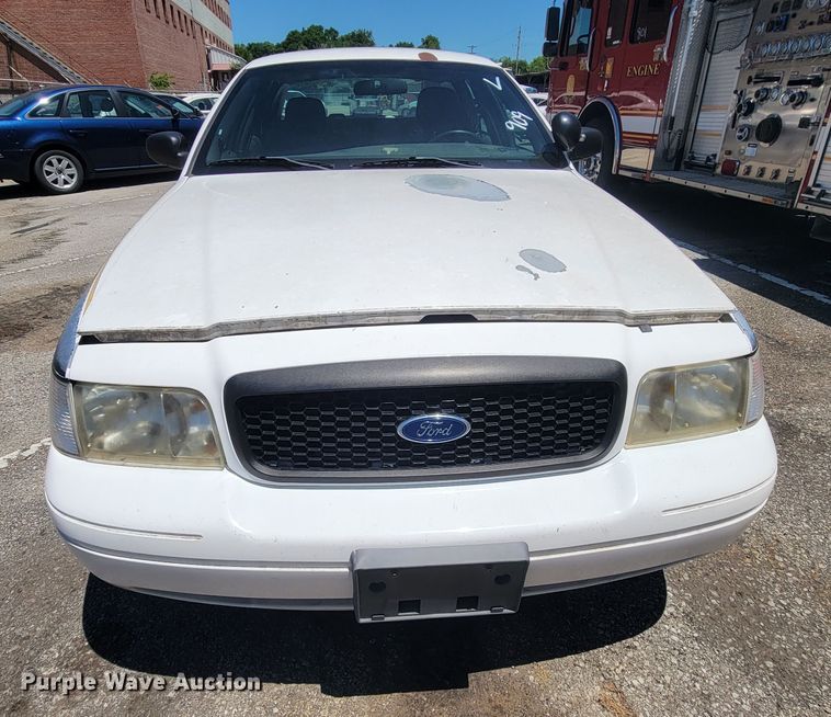 image for item IE9273 2008 Ford Crown Victoria Police Interceptor