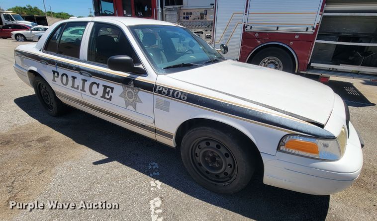 image for item IE9273 2008 Ford Crown Victoria Police Interceptor