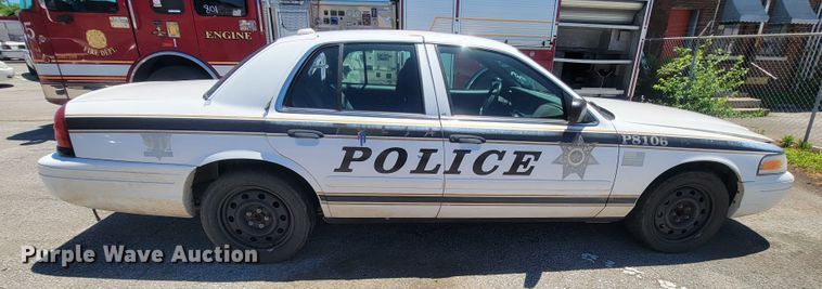 image for item IE9273 2008 Ford Crown Victoria Police Interceptor