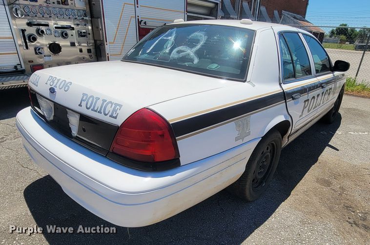 image for item IE9273 2008 Ford Crown Victoria Police Interceptor