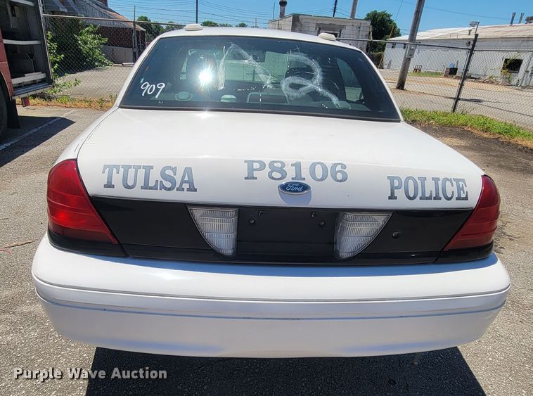 image for item IE9273 2008 Ford Crown Victoria Police Interceptor