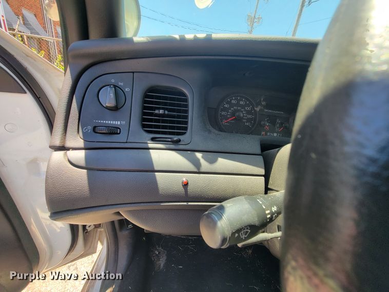 image for item IE9273 2008 Ford Crown Victoria Police Interceptor