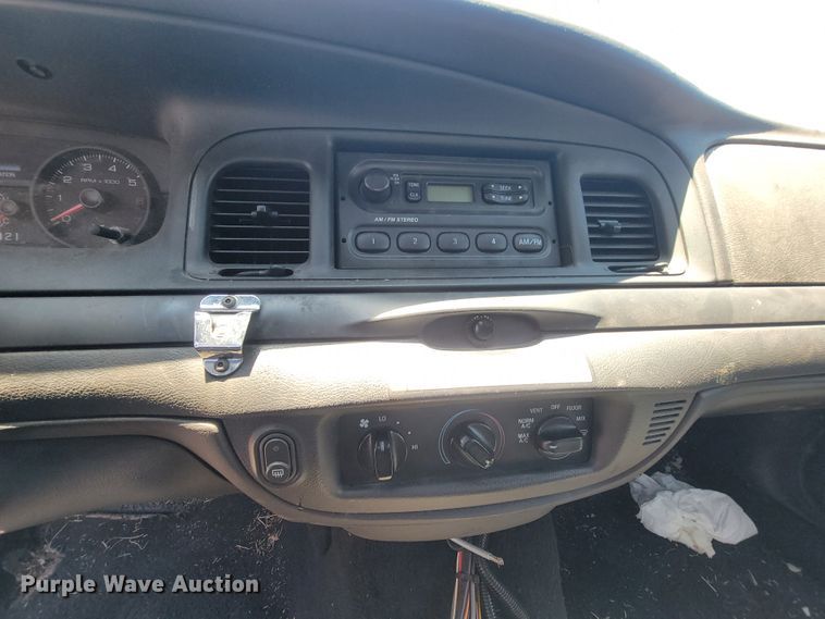 image for item IE9273 2008 Ford Crown Victoria Police Interceptor