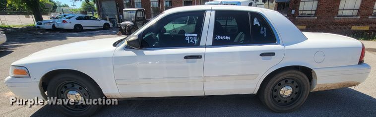 image for item IE9274 2011 Ford Crown Victoria Police Interceptor