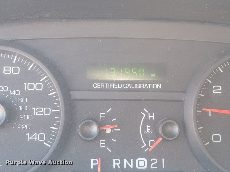 image for item IE9274 2011 Ford Crown Victoria Police Interceptor