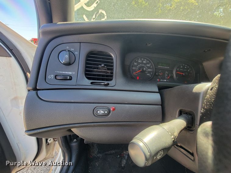 image for item IE9274 2011 Ford Crown Victoria Police Interceptor