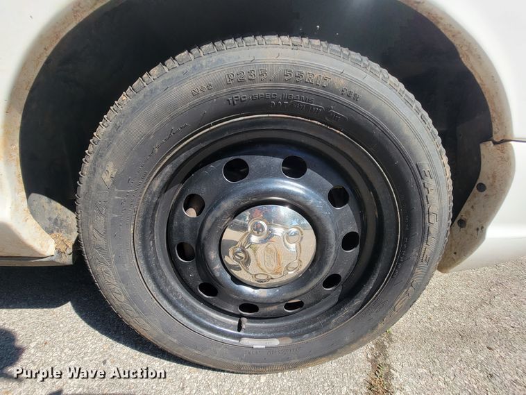 image for item IE9274 2011 Ford Crown Victoria Police Interceptor