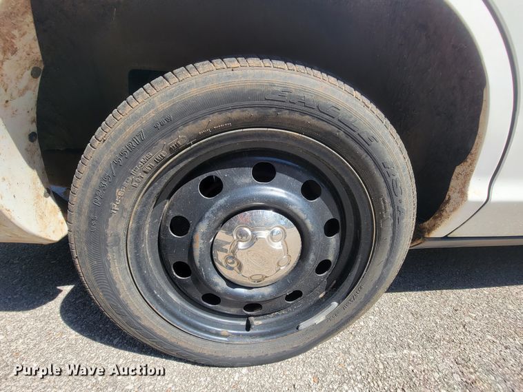 image for item IE9274 2011 Ford Crown Victoria Police Interceptor