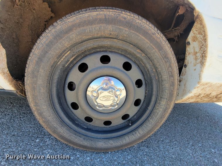 image for item IE9274 2011 Ford Crown Victoria Police Interceptor