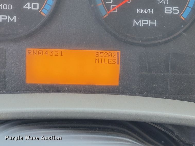 image for item IE9276 2011 International WorkStar 7400  dump truck