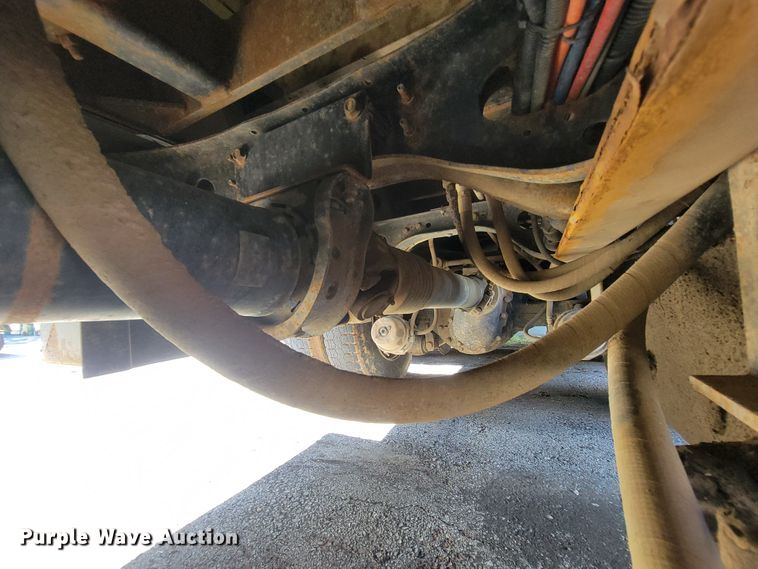 image for item IE9276 2011 International WorkStar 7400  dump truck