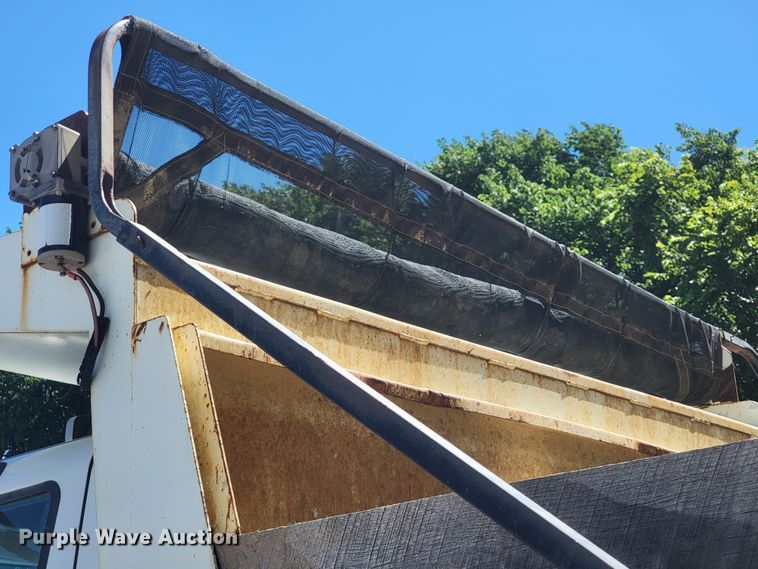 image for item IE9276 2011 International WorkStar 7400  dump truck