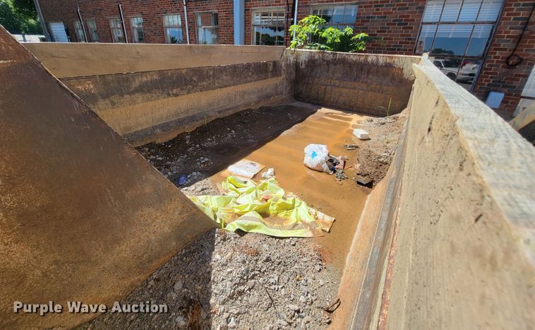 image for item IE9276 2011 International WorkStar 7400  dump truck