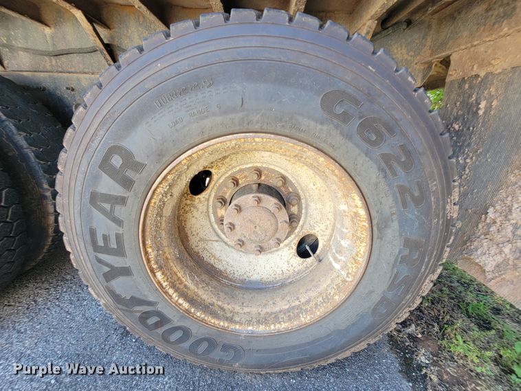 image for item IE9276 2011 International WorkStar 7400  dump truck