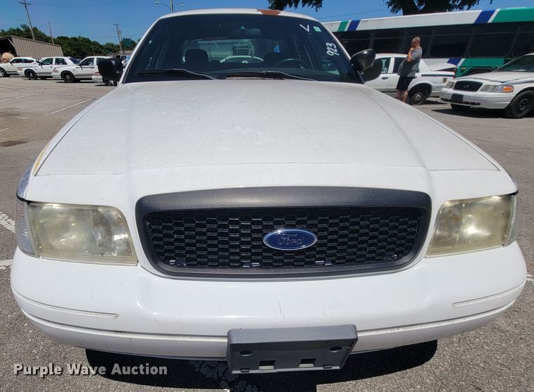 image for item IE9277 2009 Ford Crown Victoria Police Interceptor