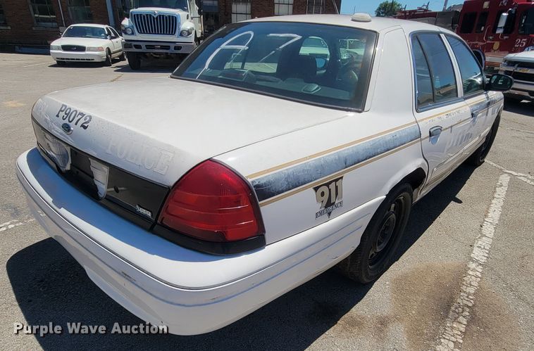 image for item IE9277 2009 Ford Crown Victoria Police Interceptor