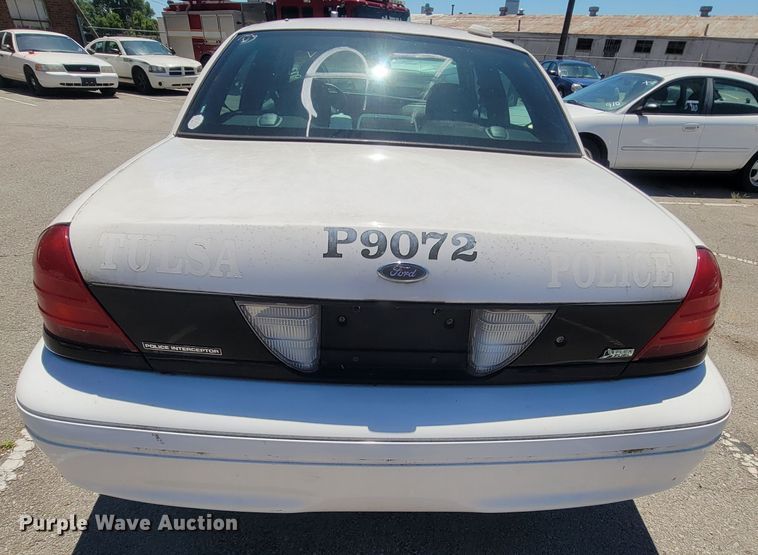 image for item IE9277 2009 Ford Crown Victoria Police Interceptor