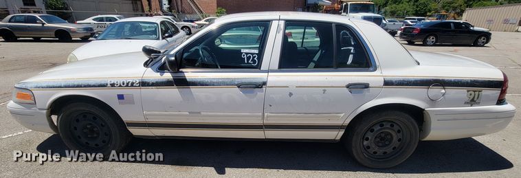 image for item IE9277 2009 Ford Crown Victoria Police Interceptor