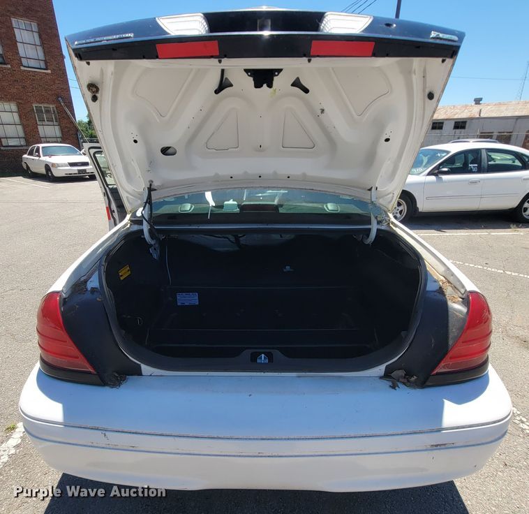 image for item IE9277 2009 Ford Crown Victoria Police Interceptor