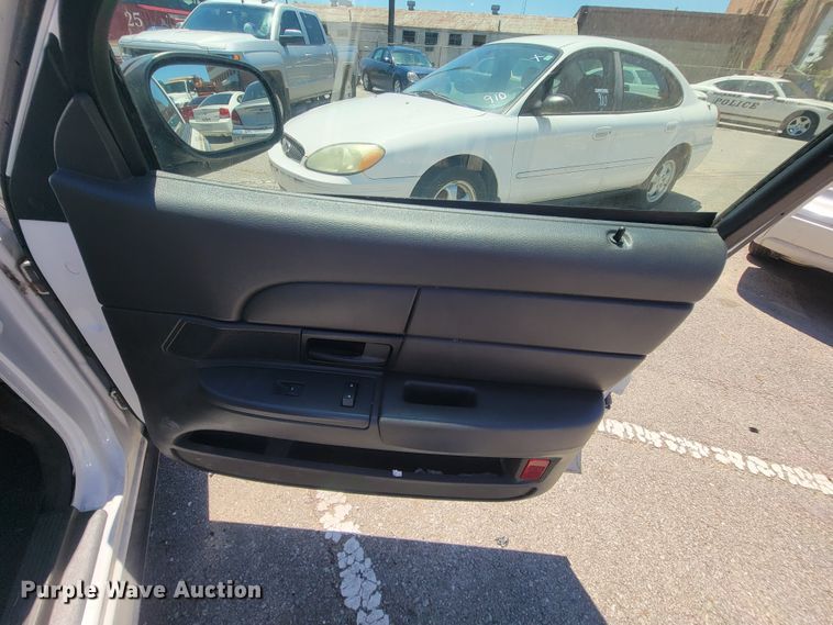 image for item IE9277 2009 Ford Crown Victoria Police Interceptor