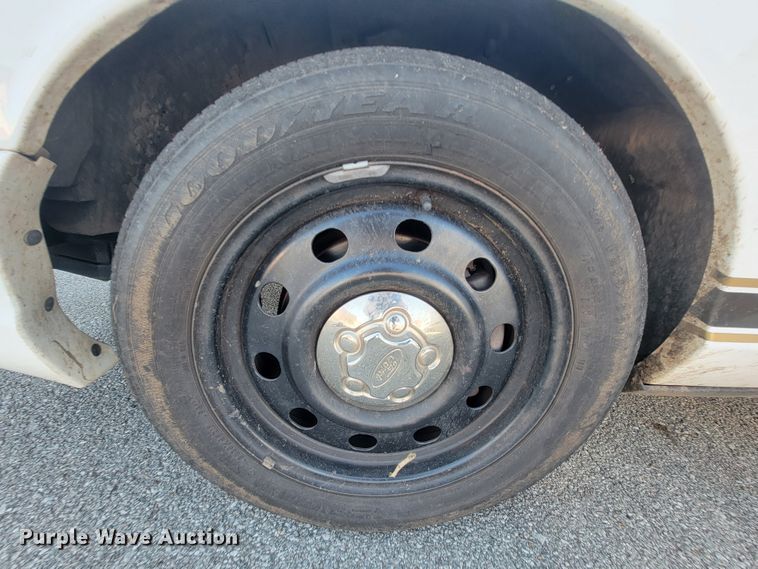 image for item IE9283 2011 Ford Crown Victoria Police Interceptor