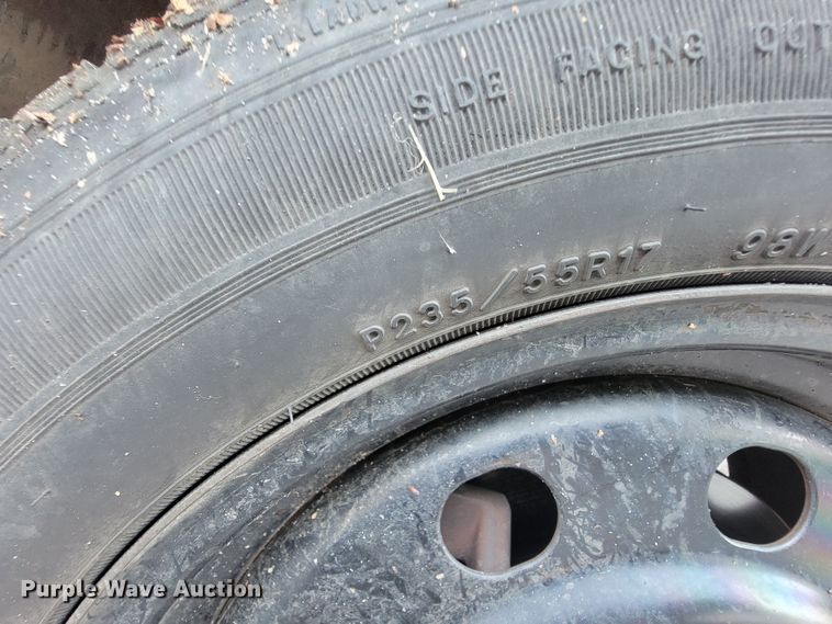 image for item IE9283 2011 Ford Crown Victoria Police Interceptor