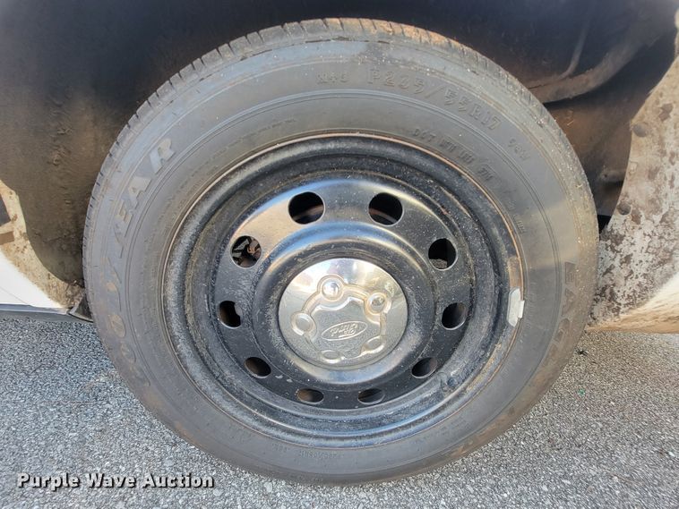 image for item IE9283 2011 Ford Crown Victoria Police Interceptor