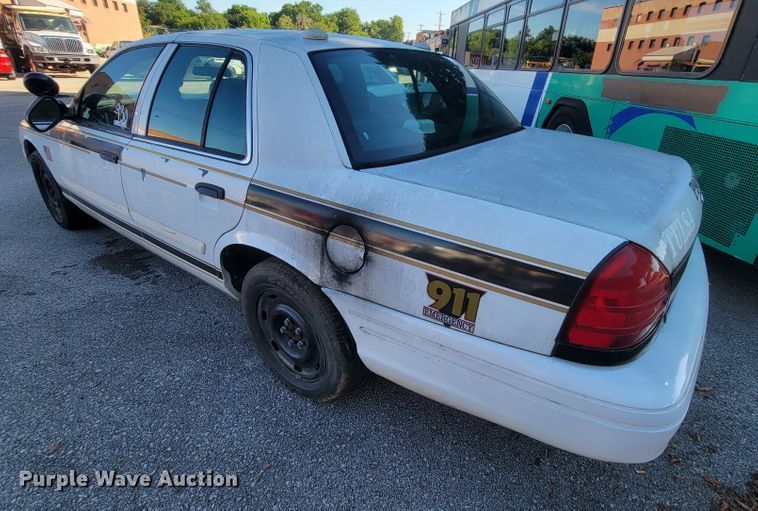 image for item IE9285 2009 Ford Crown Victoria Police Interceptor