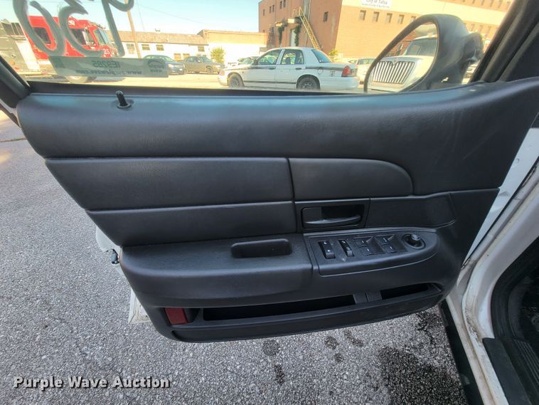 image for item IE9285 2009 Ford Crown Victoria Police Interceptor