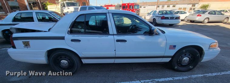 image for item IE9286 2011 Ford Crown Victoria Police Interceptor