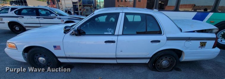 image for item IE9286 2011 Ford Crown Victoria Police Interceptor