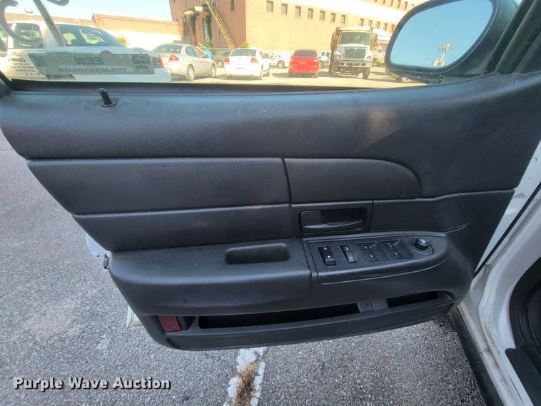 image for item IE9286 2011 Ford Crown Victoria Police Interceptor