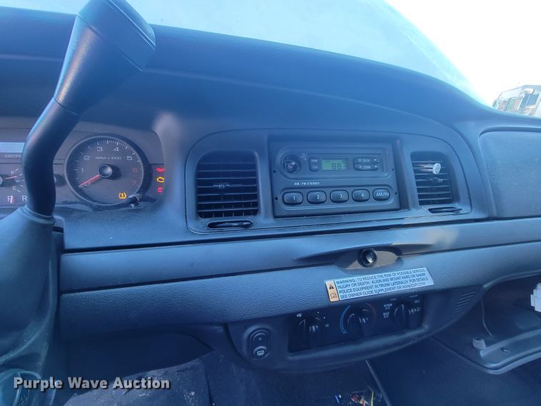 image for item IE9286 2011 Ford Crown Victoria Police Interceptor