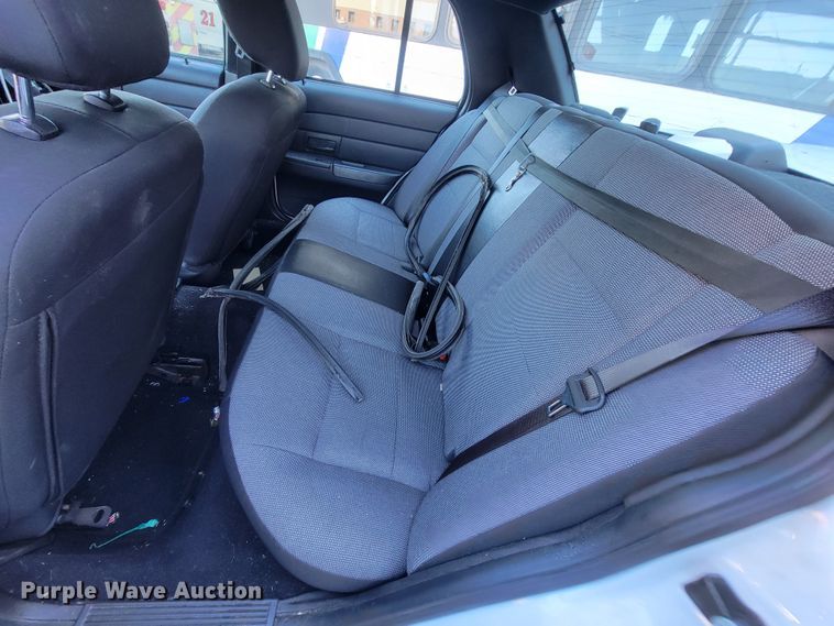 image for item IE9286 2011 Ford Crown Victoria Police Interceptor