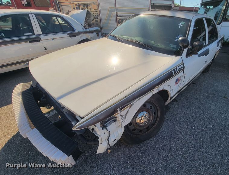 image for item IE9288 2011 Ford Crown Victoria Police Interceptor