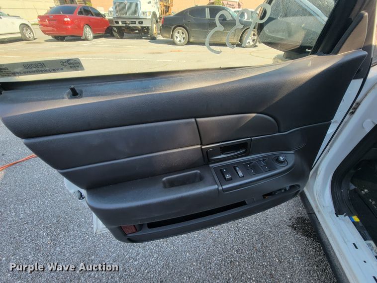 image for item IE9288 2011 Ford Crown Victoria Police Interceptor