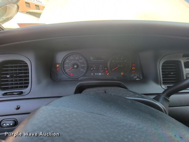 image for item IE9288 2011 Ford Crown Victoria Police Interceptor