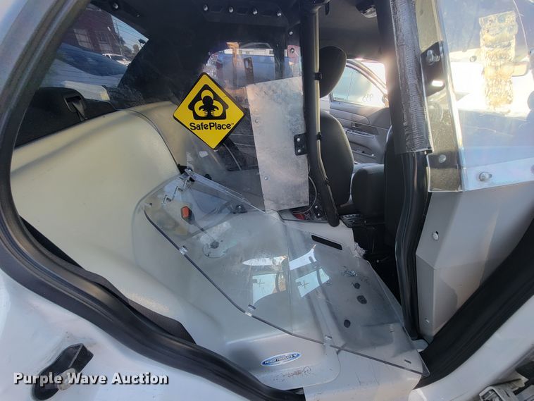 image for item IE9288 2011 Ford Crown Victoria Police Interceptor