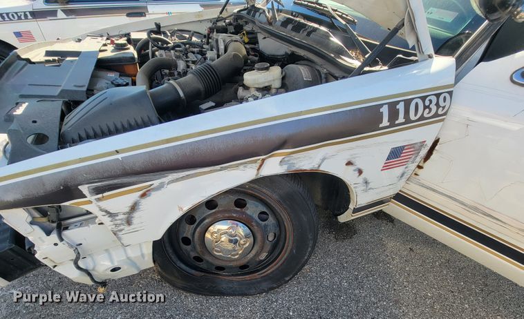 image for item IE9288 2011 Ford Crown Victoria Police Interceptor