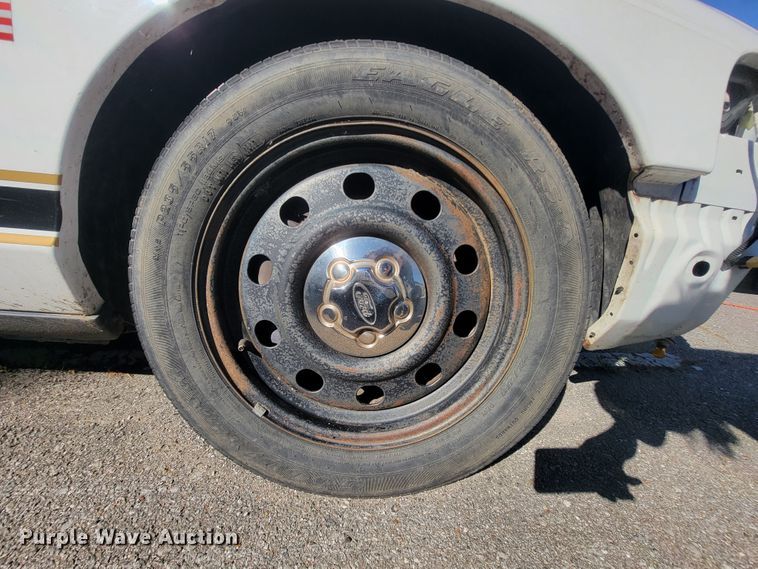 image for item IE9288 2011 Ford Crown Victoria Police Interceptor