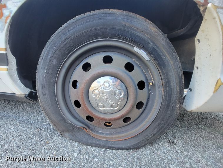 image for item IE9288 2011 Ford Crown Victoria Police Interceptor