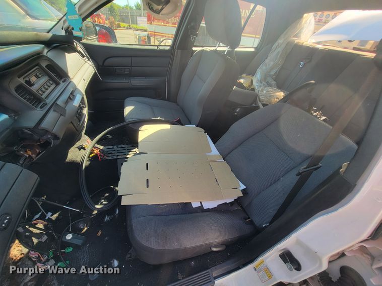 image for item IE9289 2011 Ford Crown Victoria Police Interceptor