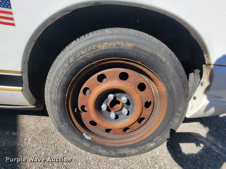 image for item IE9289 2011 Ford Crown Victoria Police Interceptor